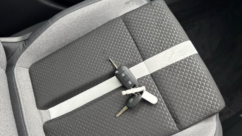 Vauxhall Frontera 83kW GS 44kWh 5dr Auto Electric Estate